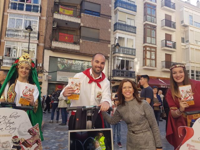 Las fiestas patronales de Caravaca se promocionan en las principales ciudades de la Región y provincias limítrofes - 2, Foto 2
