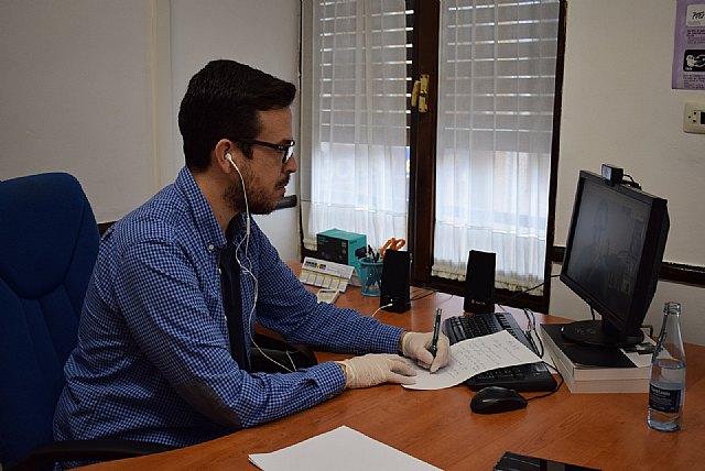 Videoconferencia del Concejal de Educación con directores y directoras de los centros educativos de Mula - 1, Foto 1