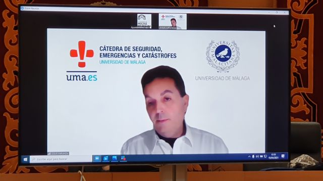 El Ayuntamiento de Molina de Segura colabora en el operativo de vacunación de 1.700 personas, de 75 a 79 años, previsto para mañana viernes 16 de abril en el Pabellón 1 de la Ciudad Deportiva El Romeral - 4, Foto 4