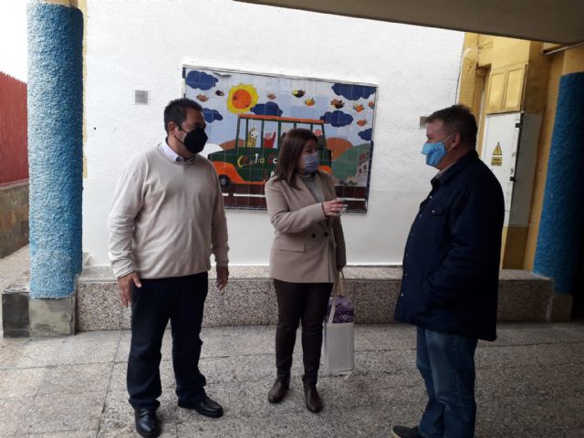 El Ayuntamiento de Molina de Segura hace entrega de 5.000 mascarillas a nueve centros asistenciales del municipio con motivo de la Campaña de Sensibilización en Igualdad y Prevención de Violencia de Género 2021 - 3, Foto 3