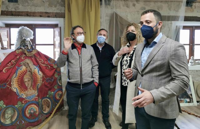 La Casa del Artesano acoge la exposición monográfica 'Vida y obra artística de Damián Teruel', en reconocimiento al trabajo de este polifacético artista lorquino - 2, Foto 2