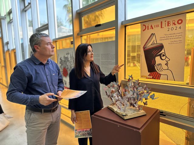 La Biblioteca de Torre Pacheco acoge la exposición El libro como Arte - 1, Foto 1