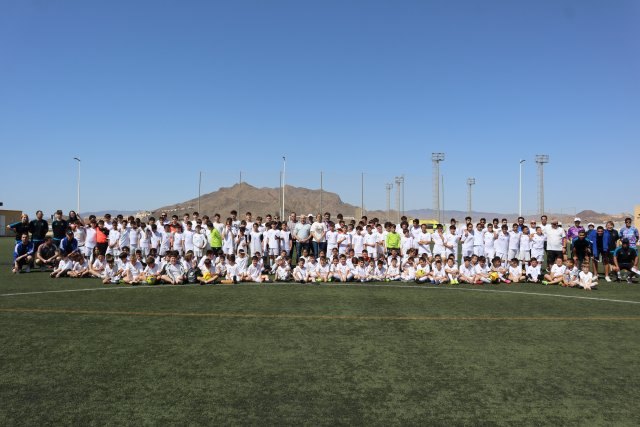 Mazarrn acogi el sbado 13 la II Jornada de convivencia de las escuelas sociodeportivas de la Fundacin Real Madrid, Foto 1