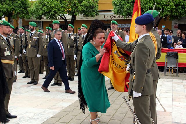 España. Sevilla . El Ejército de Tierra organizó una jura de bandera civil en plena Plaza de España en Alcalá del Río - 5, Foto 5