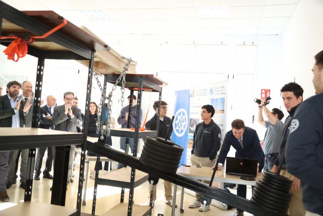 El presidente regional comprueba la resistencia de los puentes de la UPCT que han ganado las tres ediciones del Concurso Nacional - 2, Foto 2