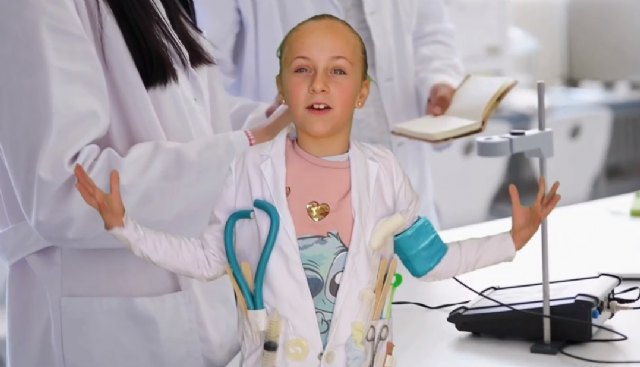 El CEIP Santa Eulalia de Totana impulsa el proyecto solidario Un hueco para la esperanza en apoyo a la investigación del cáncer infantil, Foto 4