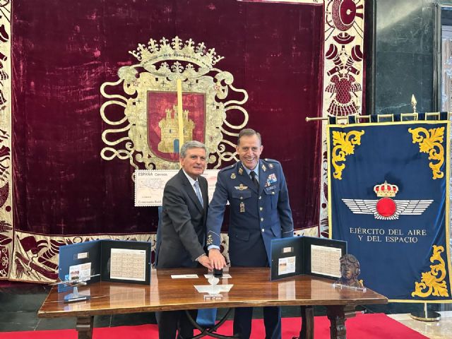 Correos presenta un sello que conmemora el Centenario del Raid a�reo Madrid-Manila 1926-2026, Foto 2