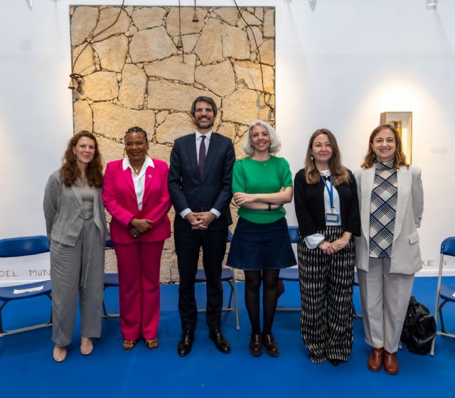 EMPOWER presenta su modelo de accesibilidad cultural al ministro de Cultura, Ernest Urtasun - 2, Foto 2