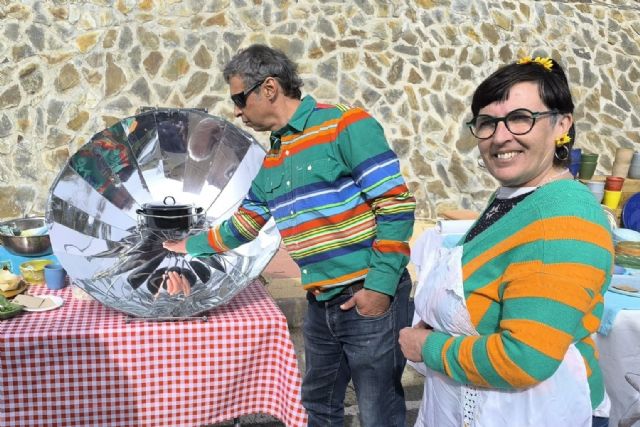 Cincuenta puestos de artesanía se expondrán este sábado en la IV ‘Feria de la Primavera’ de Cuesta Blanca - 4, Foto 4