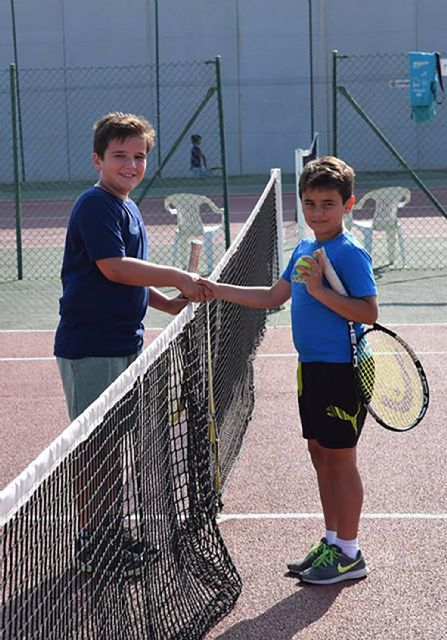 Más de 80 jóvenes participantes en el 'I Torneo Social' de la escuela de tenis 'Las Torres Entre Raquetas' - 4, Foto 4