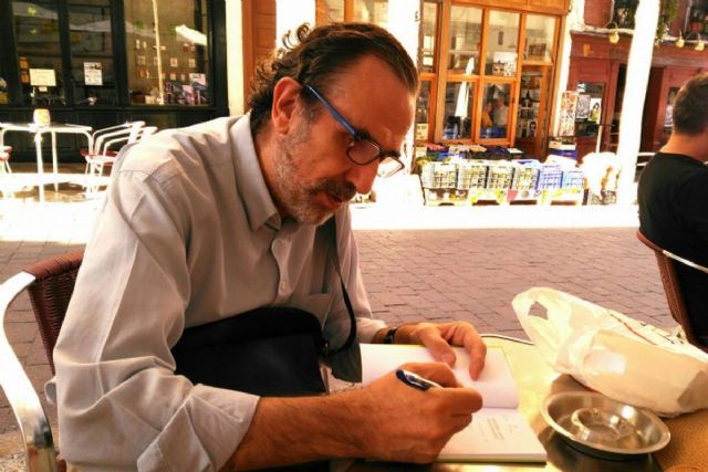 El jueves se presenta en el Luzzy el libro Joyas robadas, del poeta y escritor Luis Alonso - 1, Foto 1