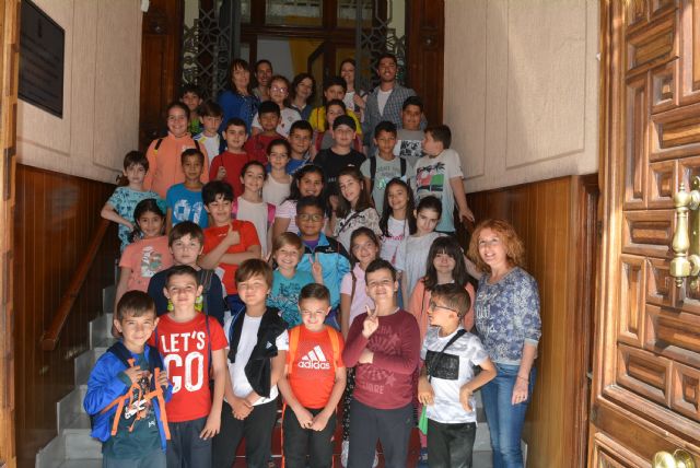Los alumnos de 3° de Primaria del colegio Mediterráneo visitan el Ayuntamiento - 1, Foto 1