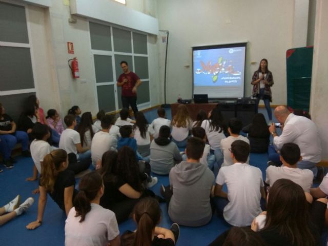 La Oficina municipal del Grafiti colabora las jornadas de arte urbano 'La pintura mural. Pieza clave del contexto' - 1, Foto 1