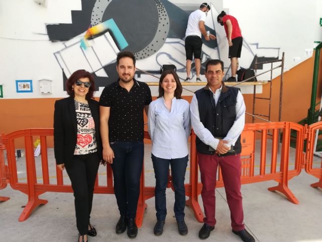 La Oficina municipal del Grafiti colabora las jornadas de arte urbano 'La pintura mural. Pieza clave del contexto' - 2, Foto 2