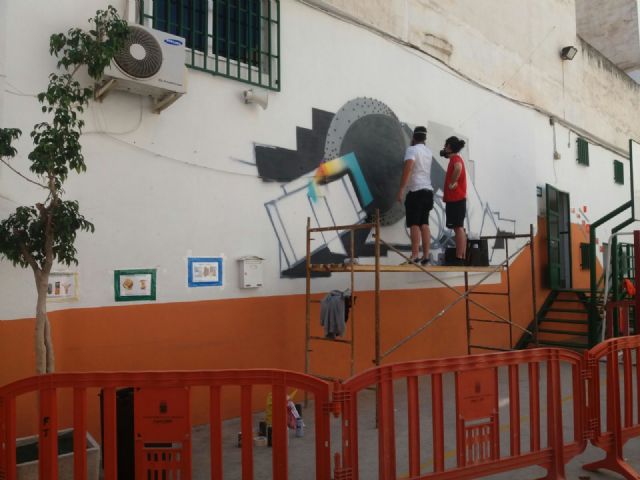 La Oficina municipal del Grafiti colabora las jornadas de arte urbano 'La pintura mural. Pieza clave del contexto' - 3, Foto 3