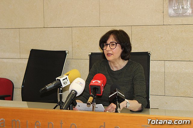 Hacienda estima que el informe de la AIReF recomienda adoptar medidas de incremento de ingresos o reducción de gastos para mejorar la “crítica” situación económica en un plazo de 20 años, Foto 1