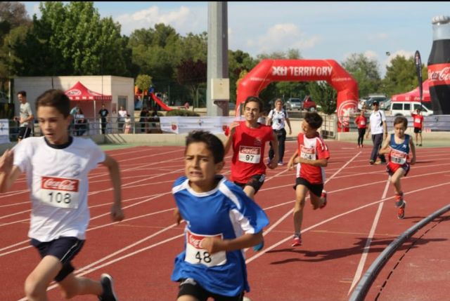 El atletismo escolar de Alhama suma varias medallas en la final regional por equipos, Foto 8