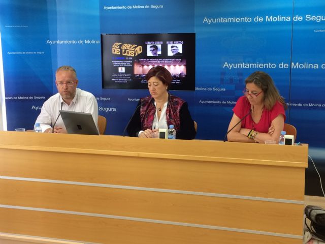 Serafín Zubiri, Mikel Herzog y la Banda de Música del Conservatorio Profesional Maestro Jaime López de Molina de Segura ofrecen el concierto solidario EL BAÚL DE LOS 70 el viernes 7 de junio - 1, Foto 1