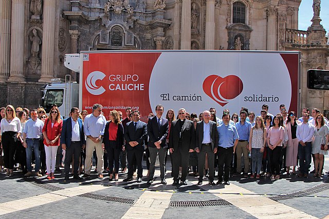 El Grupo Caliche pone a disposición de Cáritas su camión solidario - 1, Foto 1