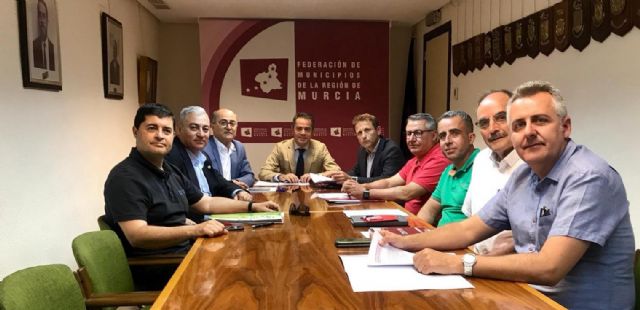 CSIF firma el ‘plan de ordenación derecursos humanos en la administración local’ - 1, Foto 1