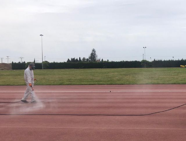 El polideportivo municipal abre al público sus instalaciones deportivas al aire libre - 4, Foto 4