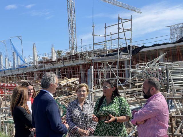 Reverte demanda la necesidad de continuar trabajando junto al Gobierno Regional para mejorar la sanidad en Águilas - 1, Foto 1