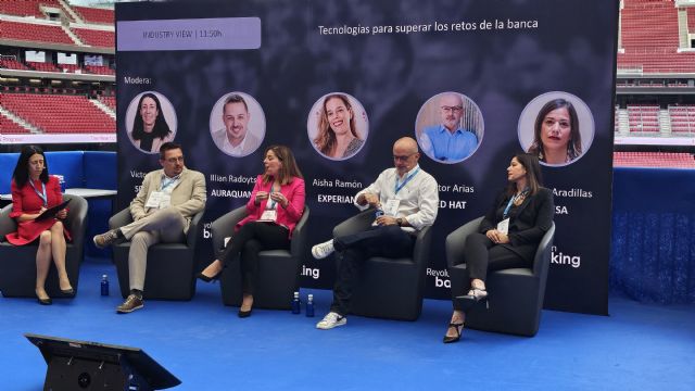 Un informe de retos de la banca espa&ntilde;ola para 2024 insta a superar la dependencia de procesos manuales - 2, Foto 2