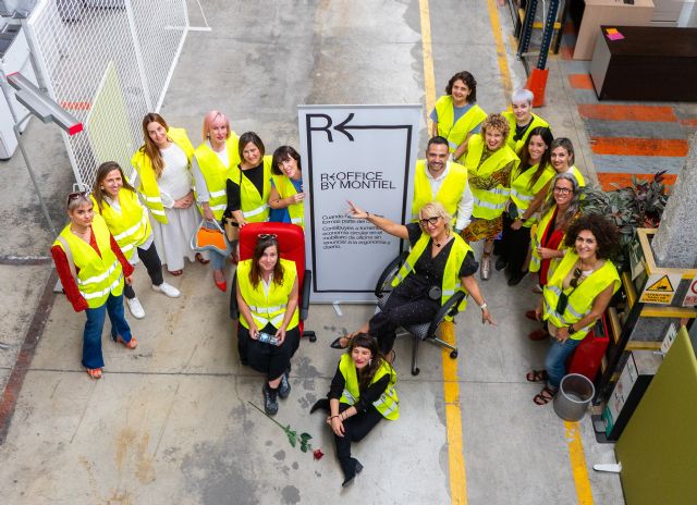 Creativas, arquitectas y dise&ntilde;adoras del Instituto 42 participan en una performance del movimiento Reoffice By Montiel - 3, Foto 3