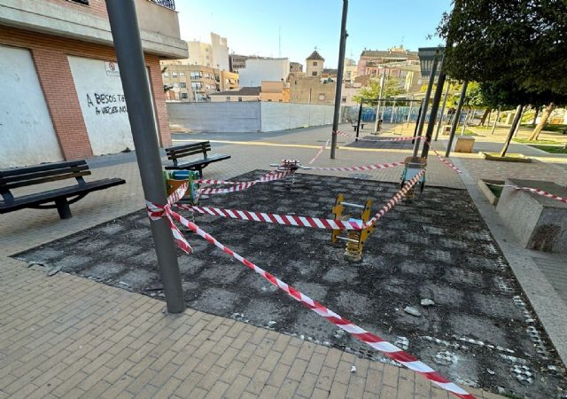 El Ayuntamiento renueva el parque infantil de la Plaza Virgen de la Amargura - 2, Foto 2