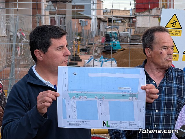 Los vecinos de la calle Ramblica exigen respuestas firmes y modificaciones definitivas en el proyecto de obras, Foto 7