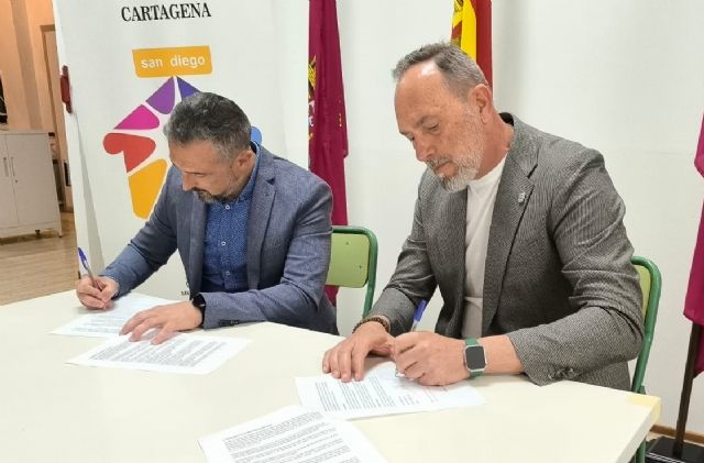 La Asociación de Vecinos del Casco Histórico y la Archicofradía de la Virgen del Carmen impulsan la nueva sede de la calle del Duque - 5, Foto 5