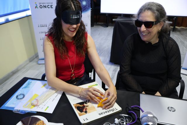 Desayuno a ciegas, nuevas tecnologías accesibles y teatro, en la Semana del Grupo Social ONCE Región de Murcia 2026 - 2, Foto 2