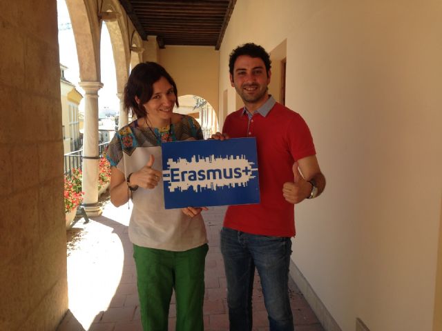 7 lorquinos podrán participar en proyectos de voluntariado en Tailandia, Perú y Kenia a través del Proyecto Happy - 1, Foto 1