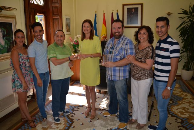 La alcaldesa recibe al galardonado equipo del musical El Libro de La Selva - 3, Foto 3