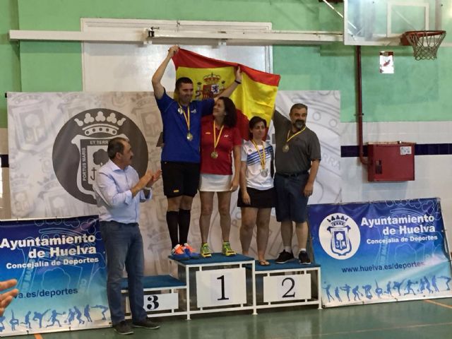 Un jugador torreño de bádminton se cuelga una medalla de oro y otra de plata en los VI Juegos Europeos de Policías y Bomberos - 2, Foto 2