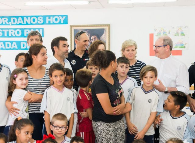 El cross de la Policía Local dona sus beneficios al comedor de San Diego y a la lucha contra el cáncer infantil - 4, Foto 4