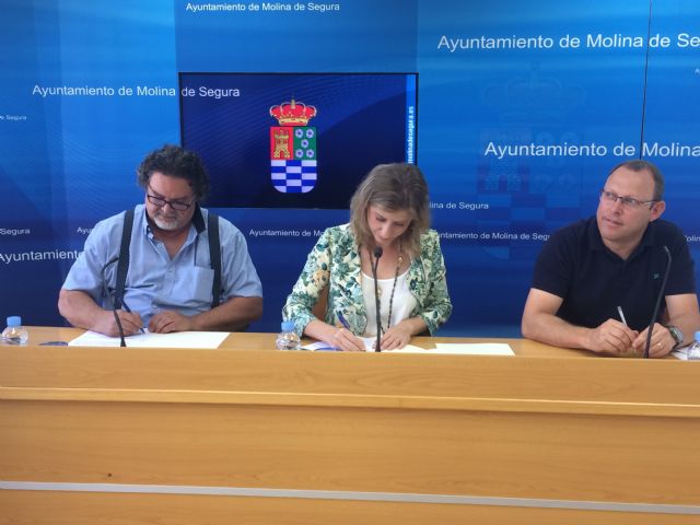 El Ayuntamiento de Molina de Segura firma un convenio con DISMO para desarrollar su Plan de Desarrollo Integral para personas con discapacidad - 1, Foto 1