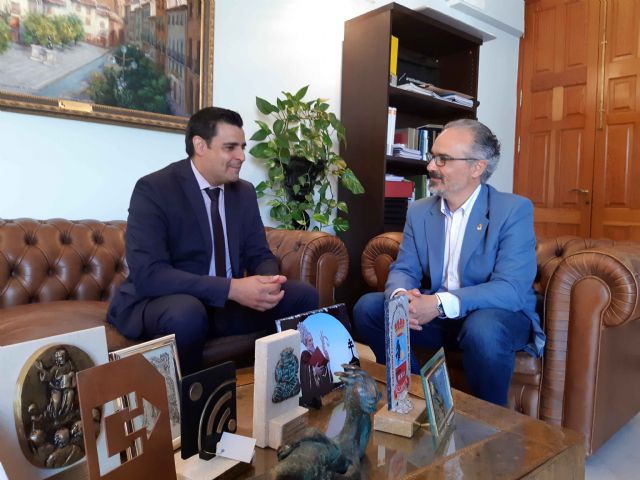 Una treintena de personas forma parte de los nuevos programas de empleo que trabajan en distintos espacios públicos de Caravaca - 4, Foto 4