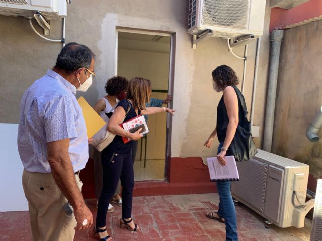 Educación renueva la cubierta del lucernario del CEIP Santiago el Mayor - 4, Foto 4