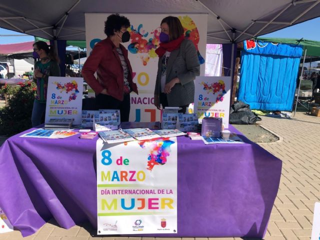 El Ayuntamiento de Puerto Lumbreras instalará un stand en el mercado semanal el próximo viernes para fomentar la participación ciudadana en el I Plan de Igualdad del municipio - 1, Foto 1