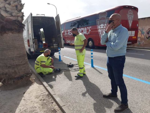 Mejorada la señalización y protecciones para peatones en la avenida de La Paz - 1, Foto 1