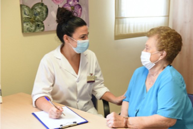 DomusVi defiende los derechos de los mayores en el Decálogo sobre el Buen Trato - 1, Foto 1