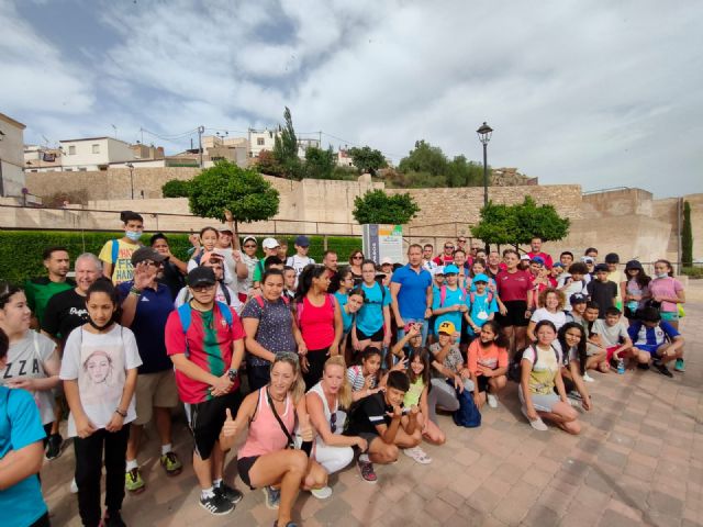 Lorca se suma al reto escolar de lograr los 10.000 pasos saludables señalizando una ruta dentro del programa 'Escuelas activas' - 1, Foto 1