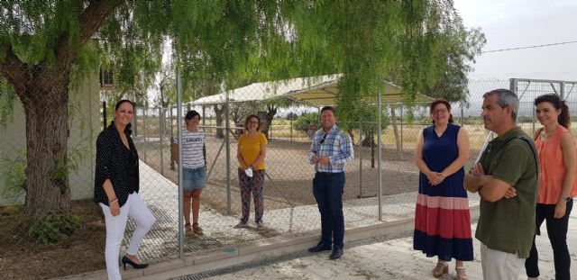 La Comunidad cofinancia con ayudas Leader una pista polideportiva en la pedanía de Los Almagros de Fuente Álamo - 1, Foto 1