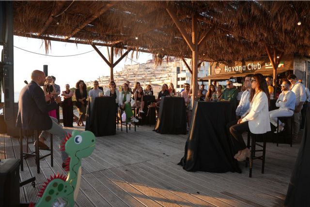 El afterwork VËLA Business & Social Club reúne a más de 70 profesionales - 1, Foto 1