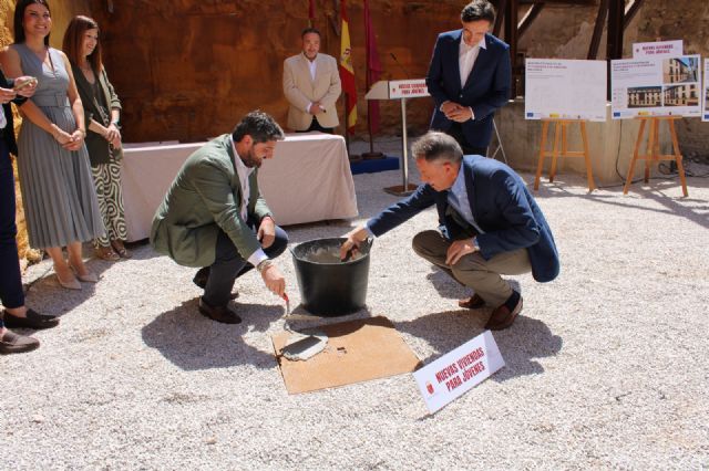 Arranca la construcción de 11 nuevas viviendas de alquiler asequible para jóvenes en Lorca, una actuación con una inversión de más de 2,2 millones de euros - 2, Foto 2