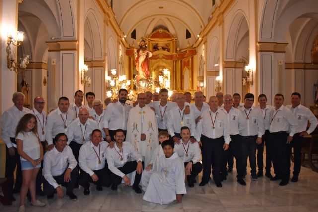 Cientos de fieles acompa&ntilde;an al Sagrado Corazón de Jesús en su tradicional procesión - 4, Foto 4