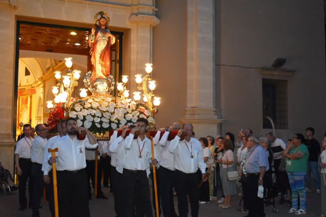 Cientos de fieles acompa&ntilde;an al Sagrado Corazón de Jesús en su tradicional procesión - 5, Foto 5