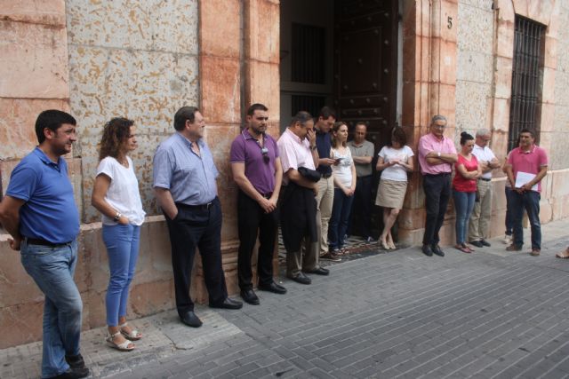 Cehegín guarda un minuto  de silencio por el atentando de Niza - 1, Foto 1