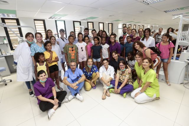 Los niños saharauis acogidos en familias murcianas acuden a hacerse revisiones a la clínica odontológica de la UMU - 3, Foto 3